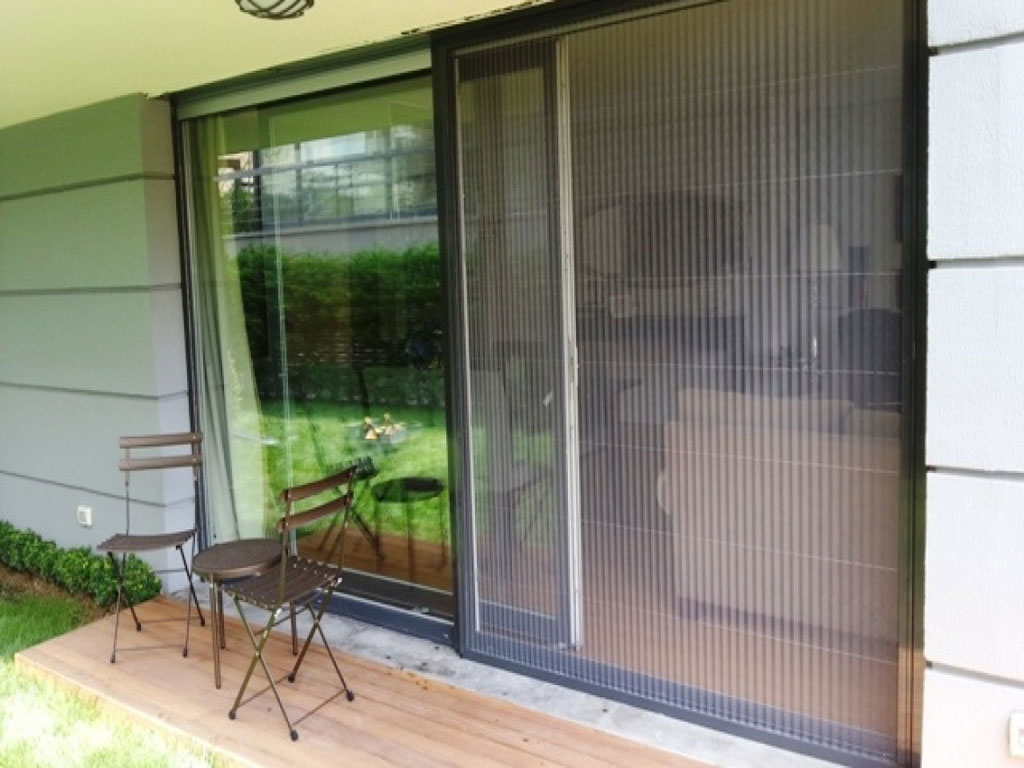 Akordiyon Sineklik (Pileli, Plise)